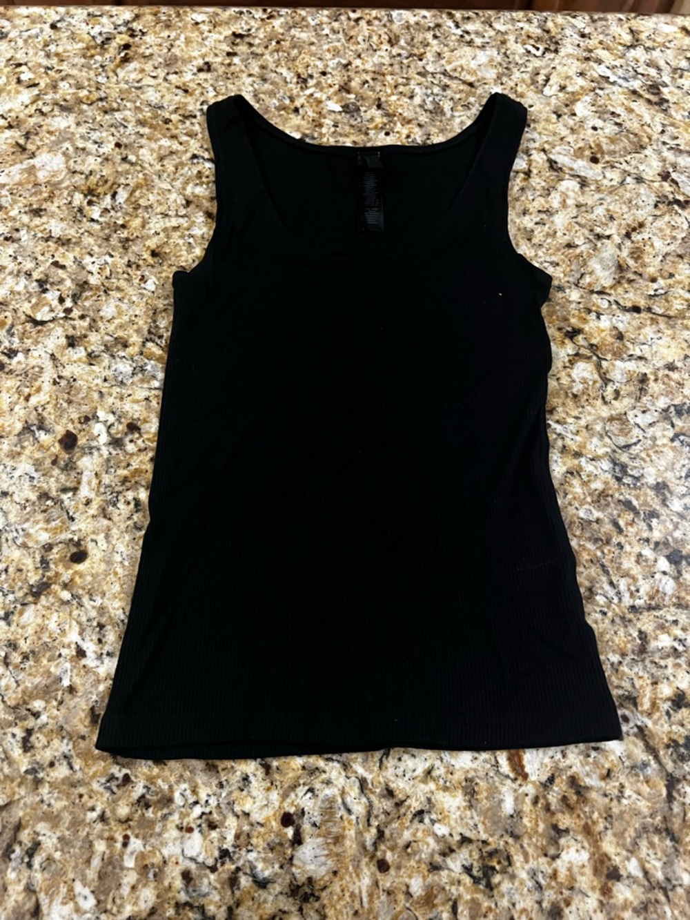 NWOT - SKIMS Black Ribbed Soft Stretch Tank Top | Size XS - Picture 3 of 6